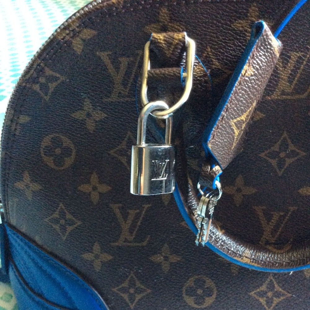 Louis Vuiton Alma Handbag Monogram Shine Canvas PM - Picture 7 of 8